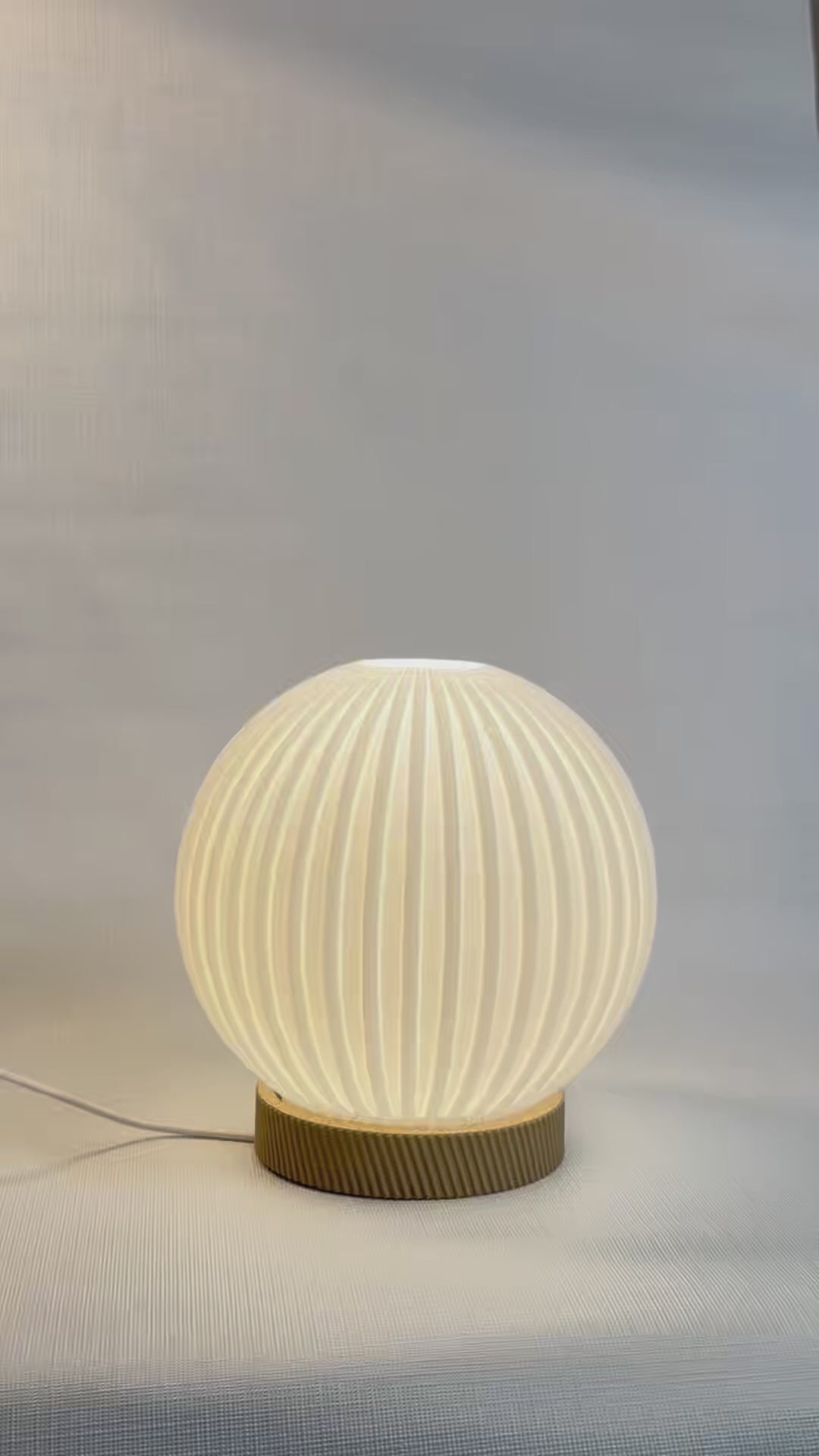 The Luna Lamp
